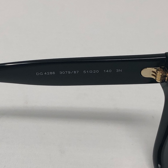 1 LEFT! Dolce & Gabbana Houndstooth Sunglasses NWT - Picture 6 of 6